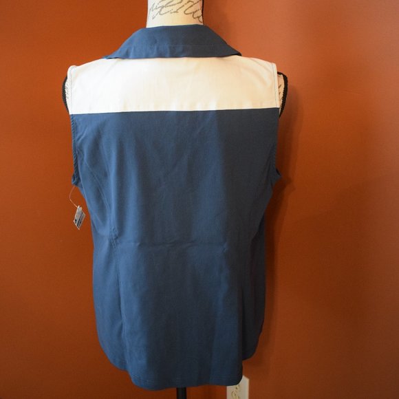 Weekends By Chico's  zip sleeveless jacket vest Size 1 NWT - Picture 3 of 3